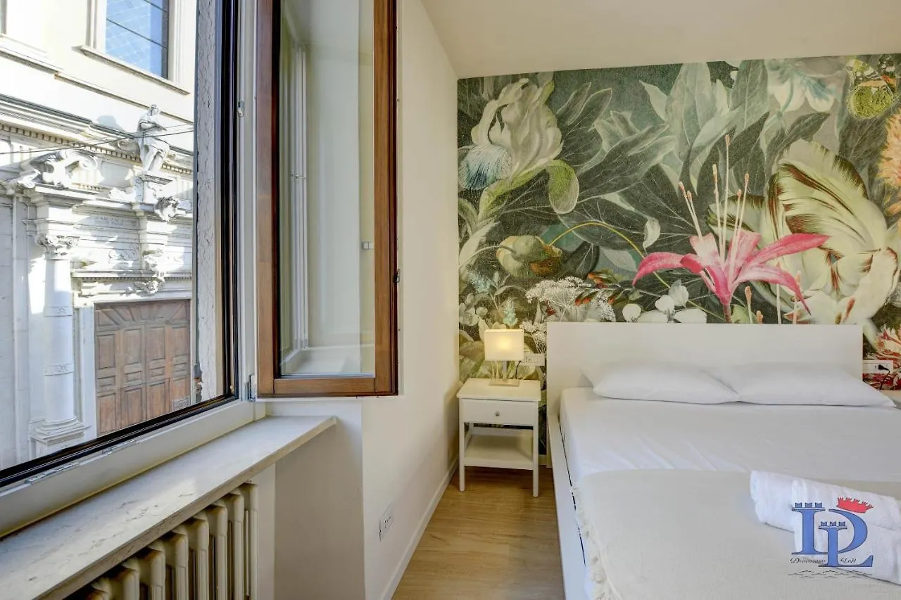Desenzanoloft Official Partner Marriott Homes & Villas - Apa Dom Downtown Family Apartment Desenzano del Garda Itália