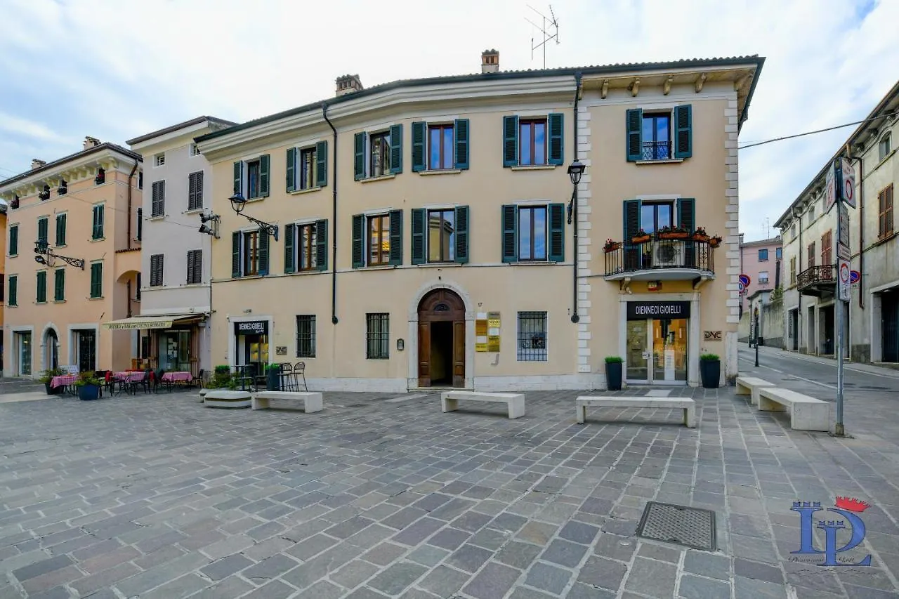 Desenzanoloft Official Partner Marriott Homes & Villas - Apa Dom Downtown Family Apartment Desenzano del Garda Itália